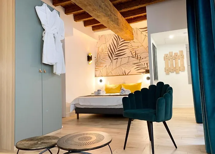Cosy Et Calme En Hyper Centre - La Cour Des Bois