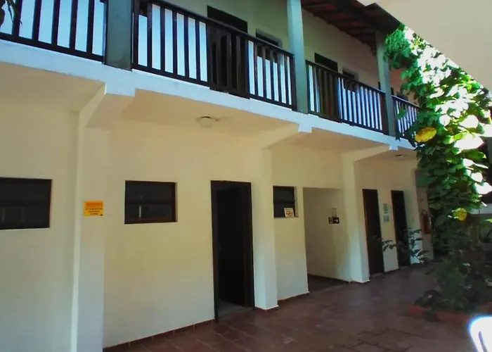 Golfinho Plaza Hotel