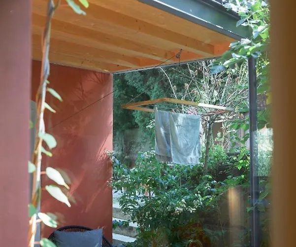 Rotes Haus Bregenz Garten Wohnung