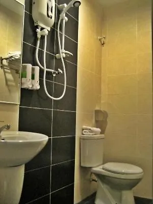 Gm Holiday Hotel