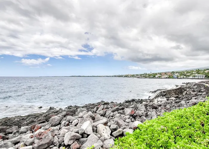 Kona Shores
