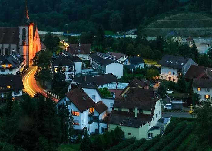 Gasthof und Pension zum Kreuz