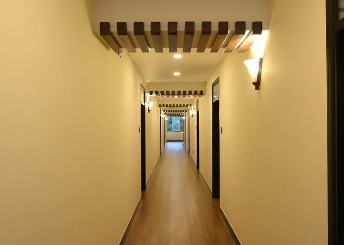 Meenakshi Inn