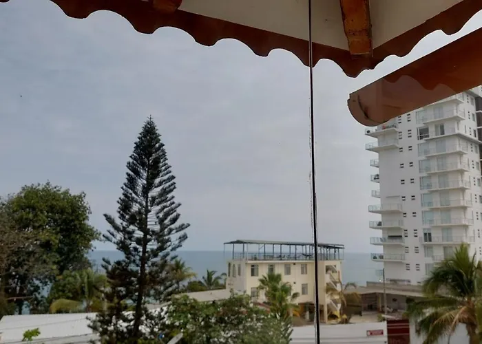 Hotel Voyager Manta