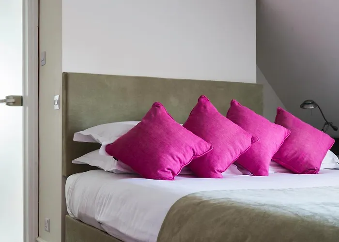 The Bell Inn Hotel