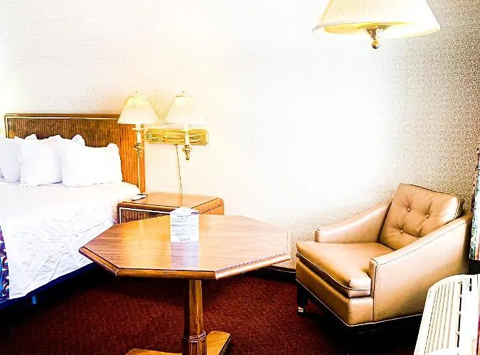 Econo Lodge Inn & Suites Winnemucca