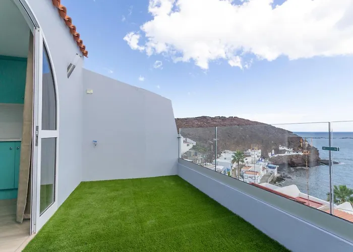 El Encanto