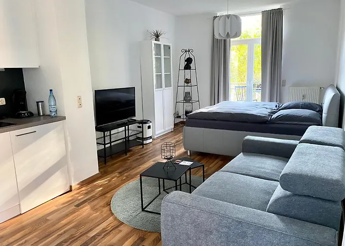 Zentrale Ferienwohnung mit Balkon in Aachen