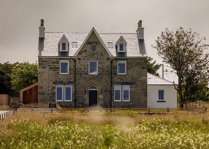 House Of Juniper - The Manse