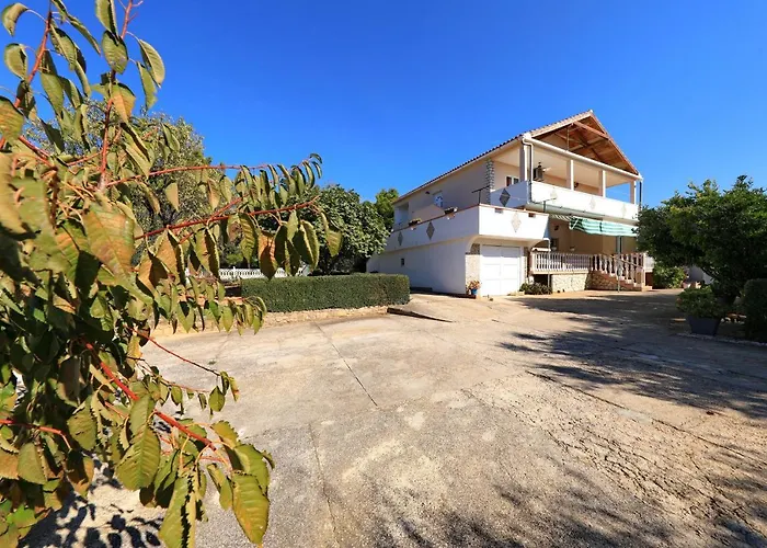 Apartments Luca