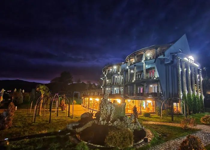 Rey Hotel