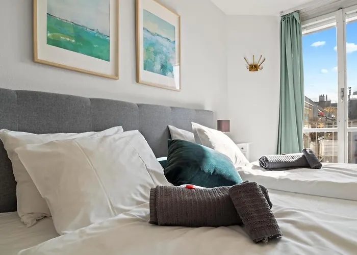 Central Bright & Cozy Apartments