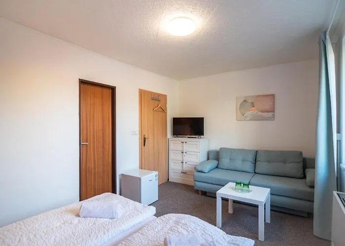 Mikulov - Inn - Hotel S Vinnym Sklepem Venuse