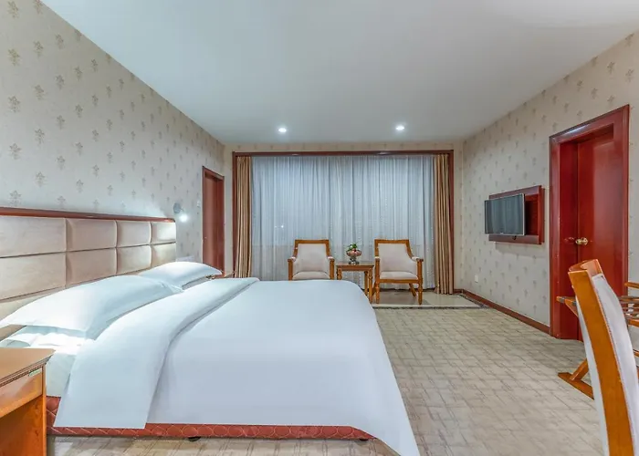 Baoding Zhong Yin Hotel