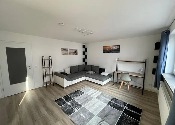 Ferienwohnung Raiffeisenstraße -groß-