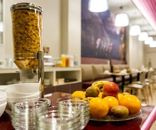 Hotel Le Chateaubriant