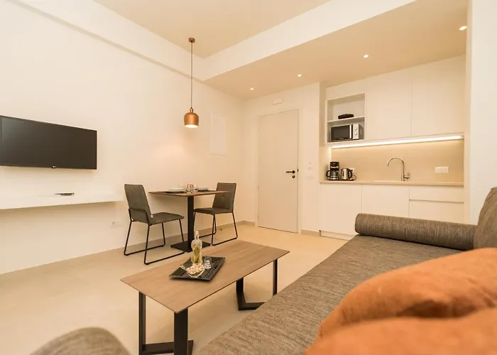 Antel Suites & Apartments