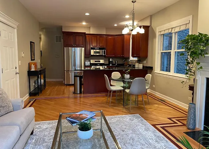 Amazing 3Br 3 Ba Property In Chicago