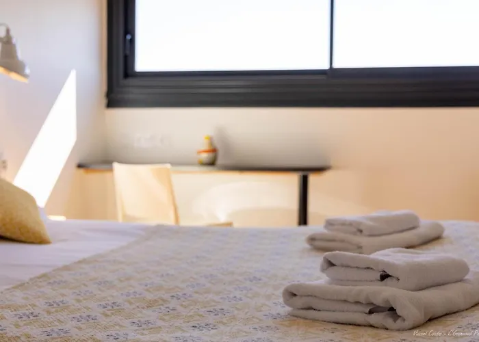 Logis Hotels - Le Bellaroc - Hotel 2 Etoiles Et Restaurant