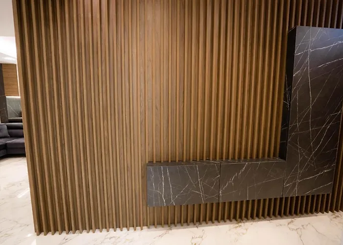 Deluxe Aparthotel Marwell Residence