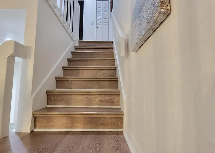Comfortable Townhome 2Br 1-5Ba - Near Uf & Shopping Dining