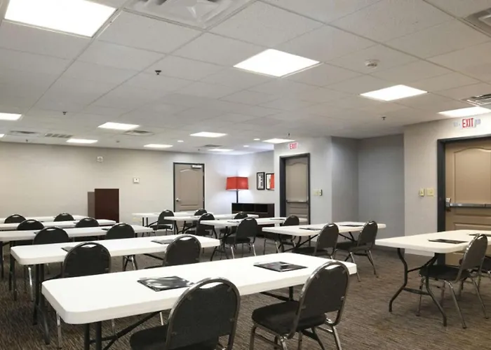 Country Inn & Suites By Radisson, Oklahoma City - Bricktown, Ok