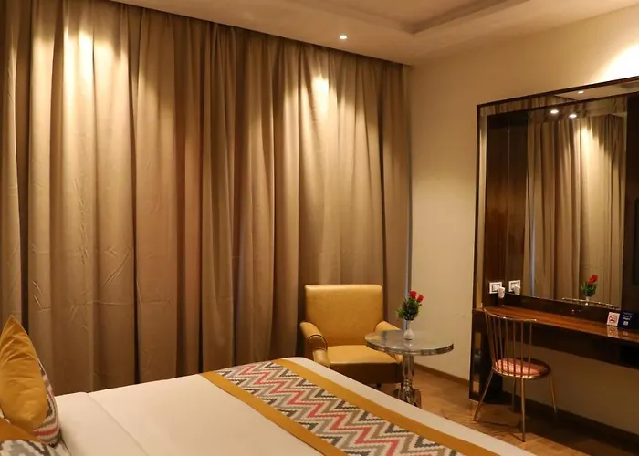 Oaktree Hotel