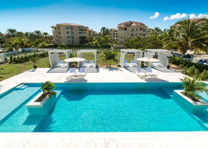 The Tides, Grace Bay