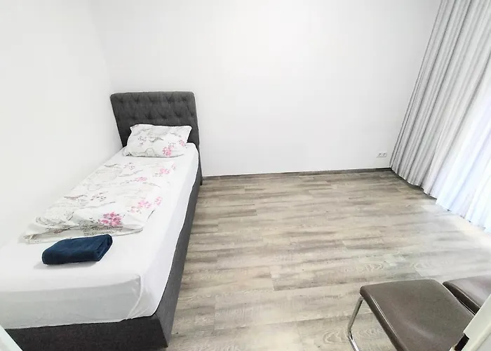 Ads44,Accommodation