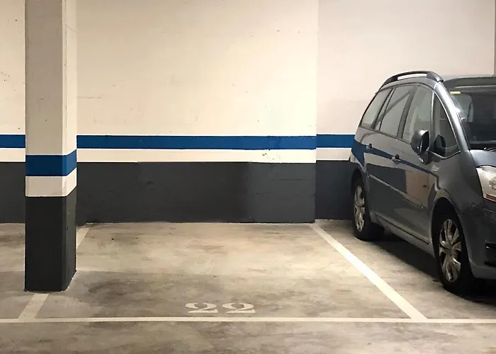 Piso Reformado A 2 Min Del Casco Viejo Con Garaje Gratis