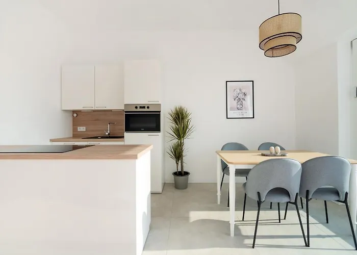 Sophienne Apartments