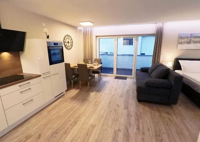 -Neubau- 42 Qm Balkon-Apartment