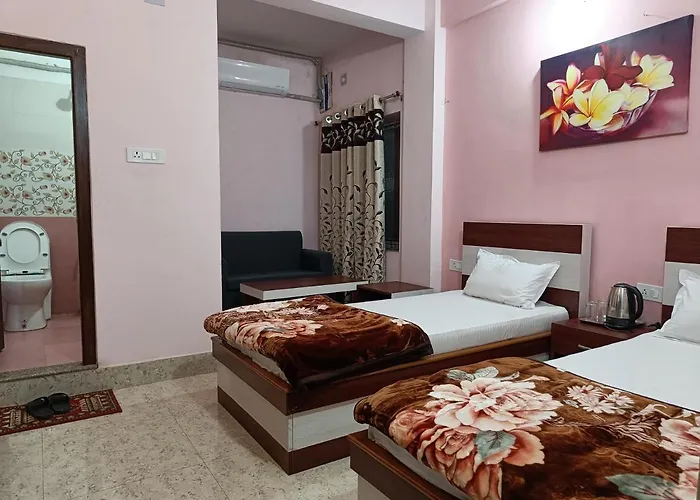 Hotel Vrindavan Palace