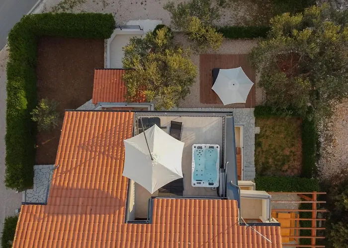 Apartmani Mate I Niko