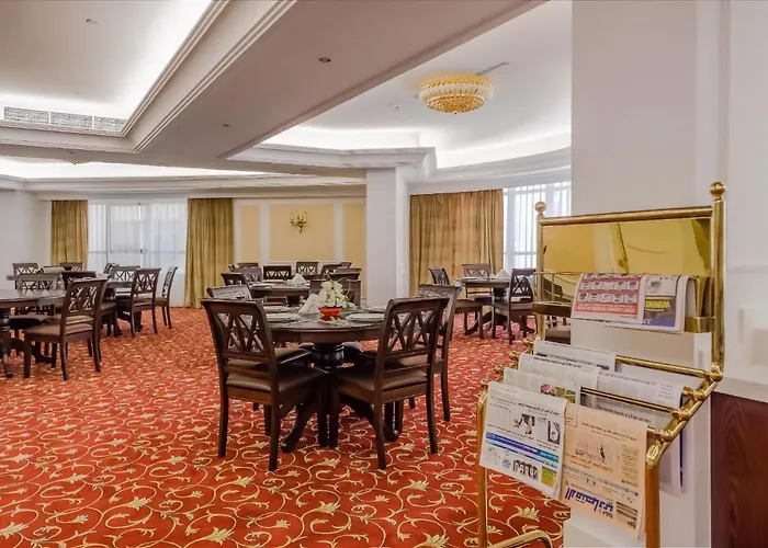 Crystal Plaza Al Majaz Hotel