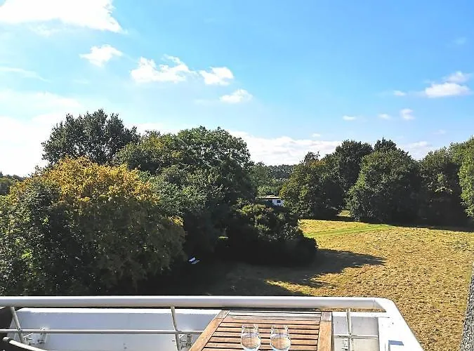 Sunny Seaside Apartment Kiel