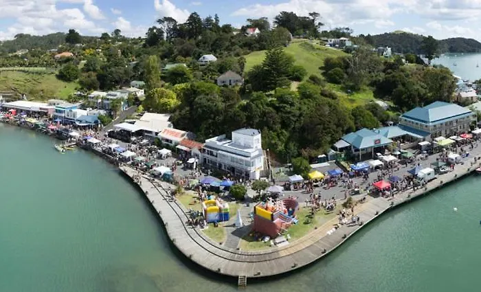 Mangonui Hotel