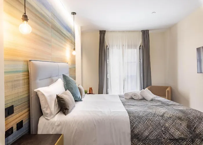 Home Art Apartments Soho