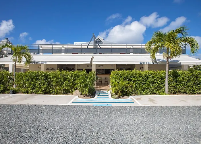 Blue Sail Hotel