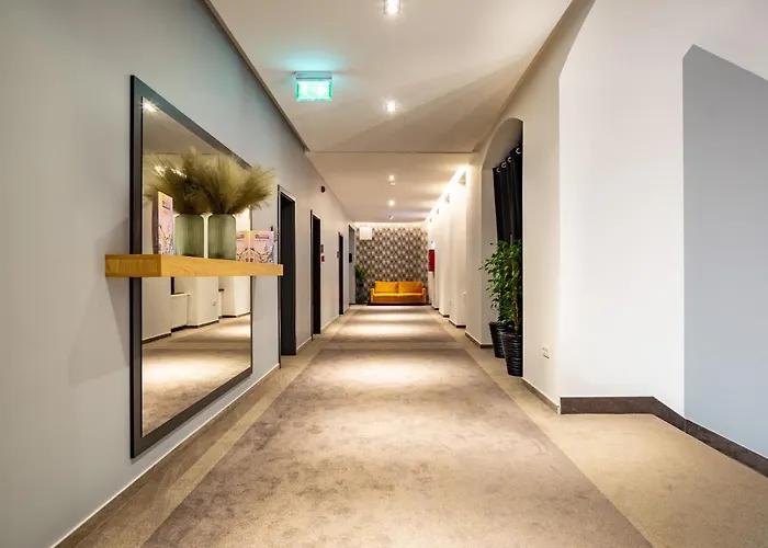 Joyme Hotel