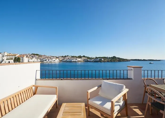 Beachfront Penthouse With Sea Views In Cadaques