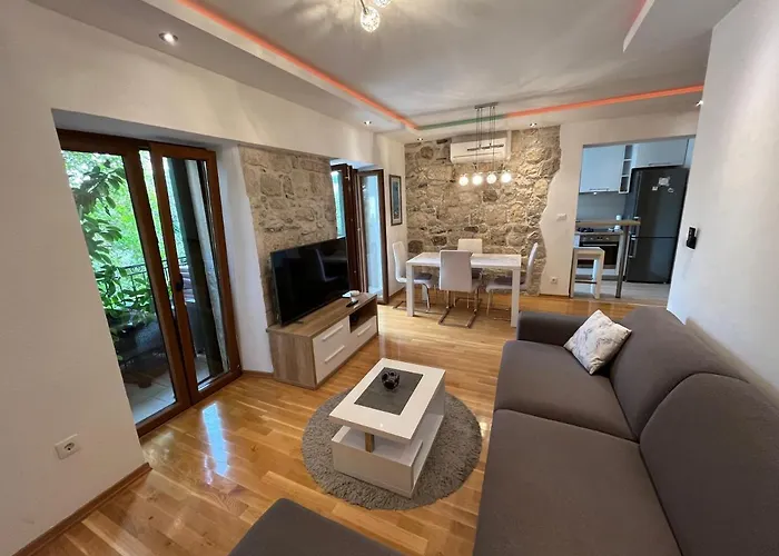 Apartment Old Town Ivo