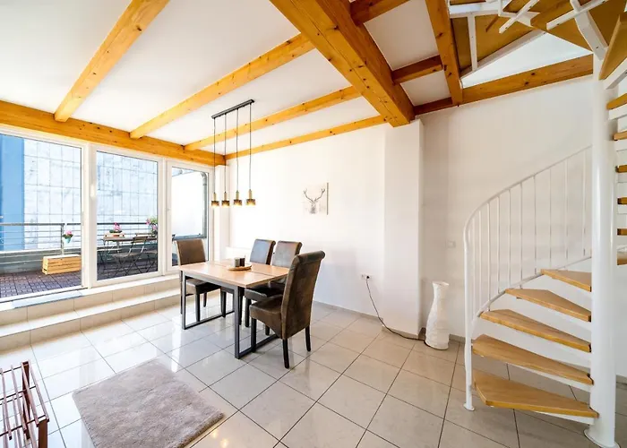 Stylisches Penthouse Zentral Balkon 75M2 Nflx