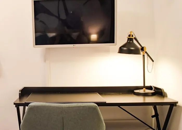 Homely Stay Studio 2 - Modern Self-Check-In Room In Munich