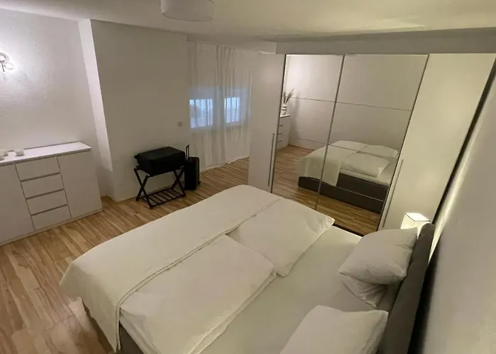 Ferienwohnung an der Therme, Bademantelgang zur Limestherme