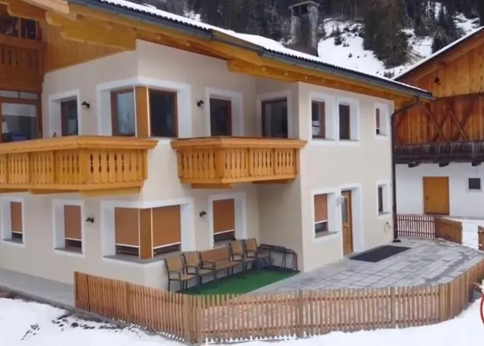 Apartments Oberhollenzer