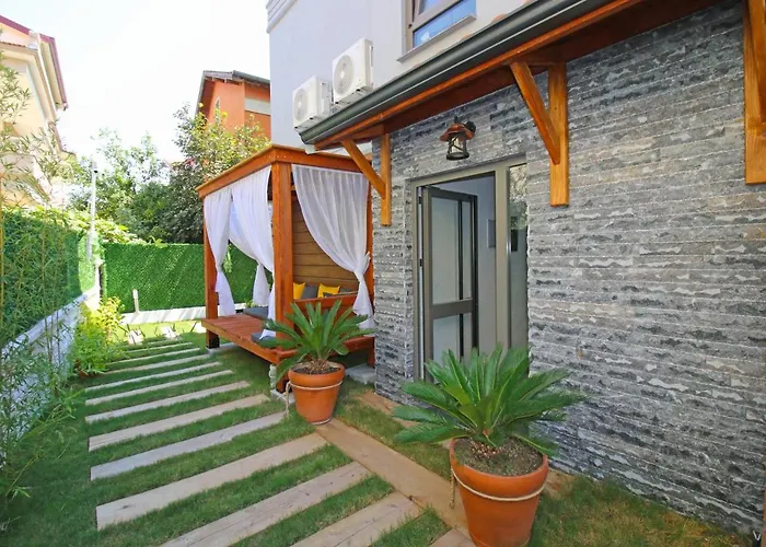 Caglar Residence