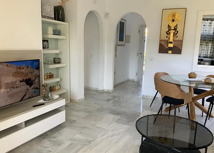 Apartamento Miraflores Tres Piscinas Cerca Del Mar - Albamar