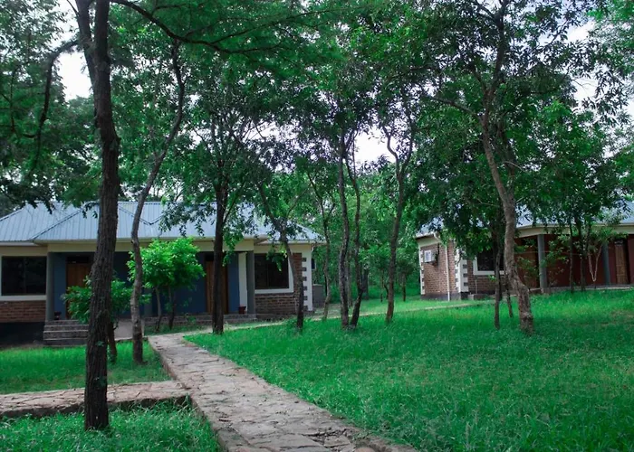 Mantis Lodge & Camping Site