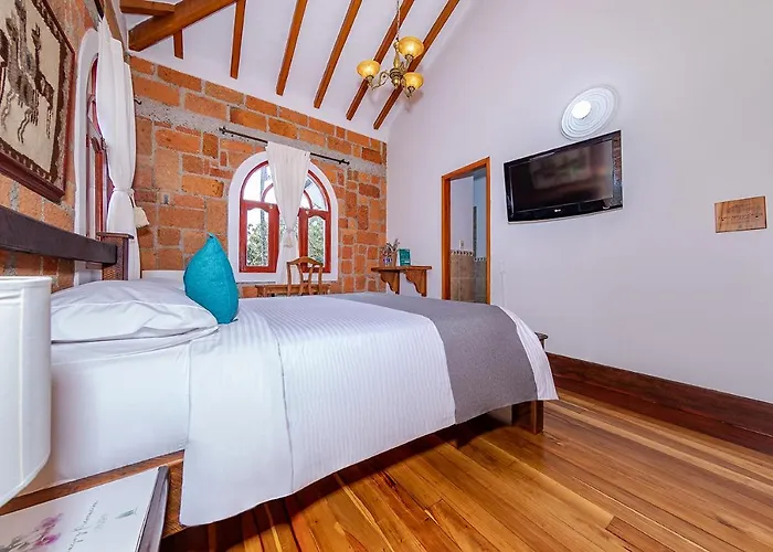 Hotel Llanogrande Inn
